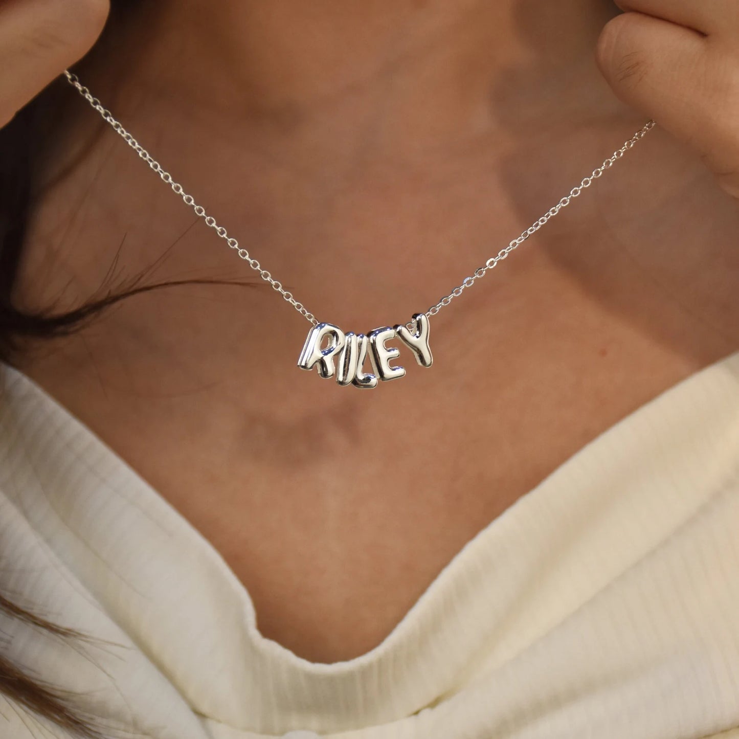 Collier lettres bulles 3D
